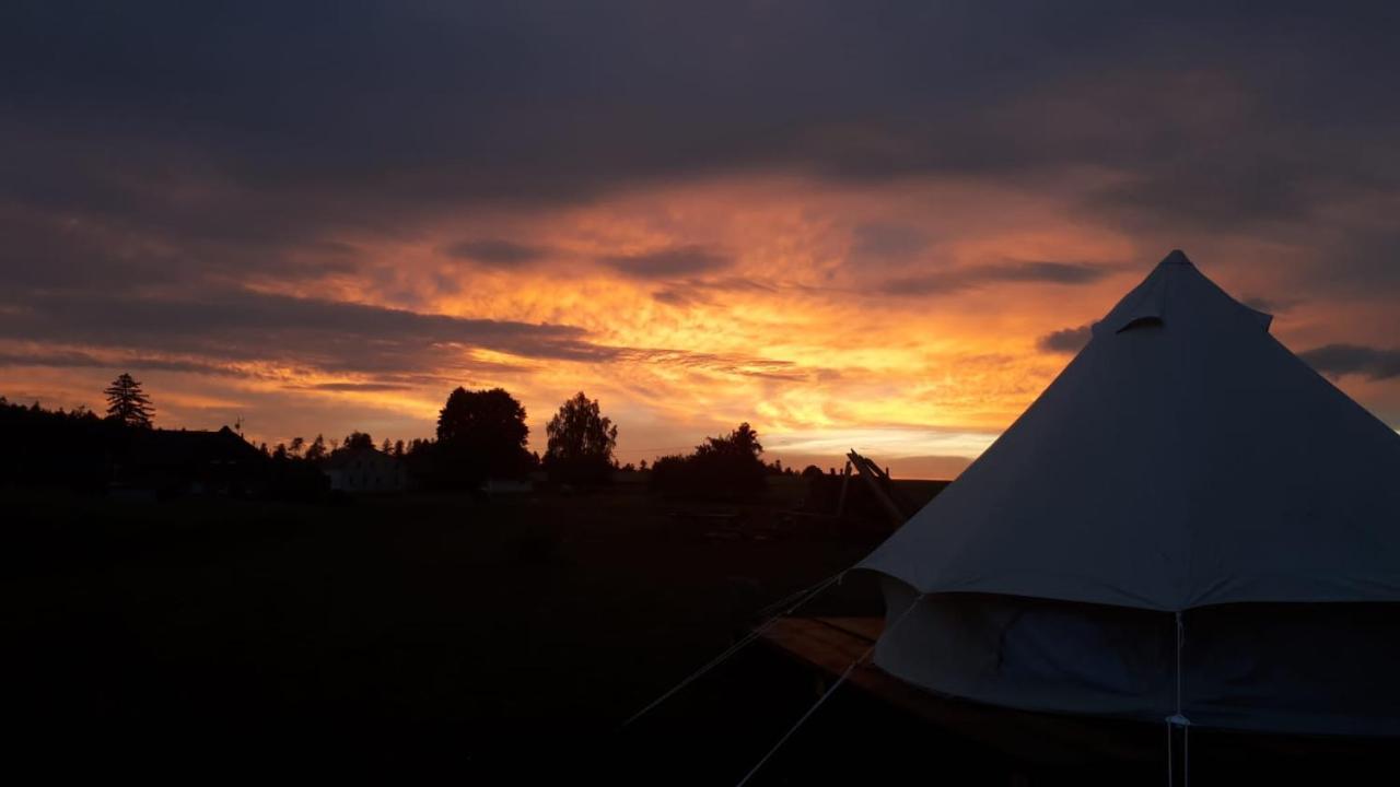 Готель Autark-Camp Gleis A. Durrhennersdorf Екстер'єр фото